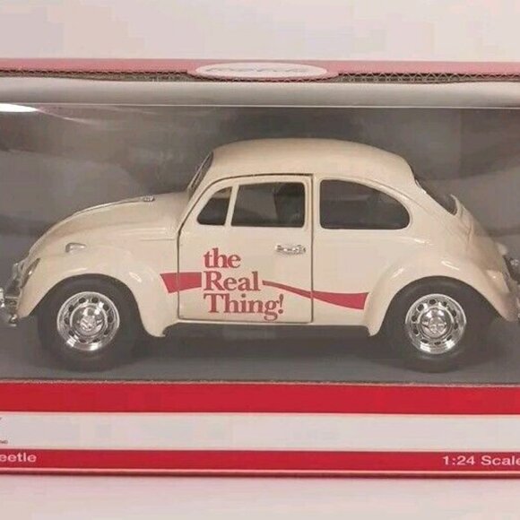 Motor City Volkswagon Beetle Coca-Cola The Real Thing VW Diecast 1:24 Sealed - Picture 1 of 6